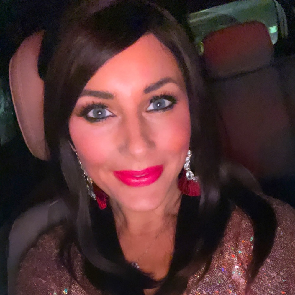 Meet your Posher, Cali